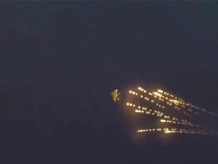 这哪是打仗啊,这是拿命换威慑力,伊朗空军2架苏24战斗轰炸机