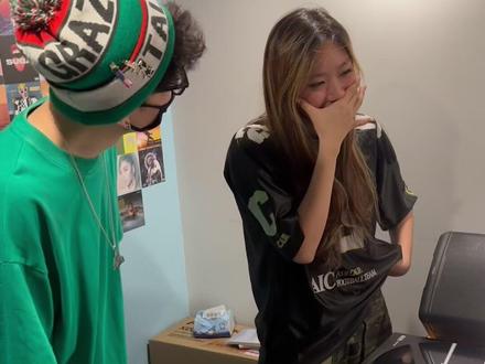 当我装成DJ小白去上课之给老师放《挖你的鼻孔喵喵》 #挖你的鼻孔喵喵 #DJ #假装新手 #hiphopdj #阿米嘎蒂朵喵喵 @抖音创作小助手