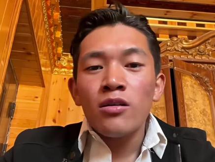 什么时候才能不笑啊#普通话#雷霆嘎巴 #土豆 @抖音小助手 @DOU+小助手 @推流小助手