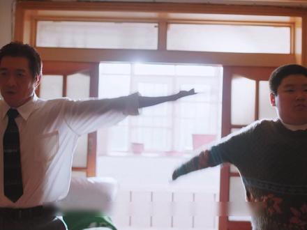 郭京飞王佳佳新剧《老舅》:霍东风二次创业住进大平层并且带着二胖过来生活但此时崔国明面对重重问题#电视剧老舅 #老舅生活流演技好亲切 #郭京飞新剧是天赋型抽象选手