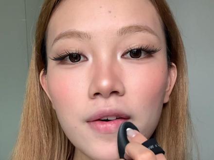 不吃发型服装🍪简单硬美的轻亚裔妆! #妆容教程 #亚裔妆容