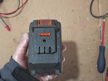 用最小的成本让电动工具的锂电池满血复活,我们是修理工,不是换件工。#海安 #电动工具维修 #锂电池维修 #储能电池