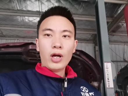 雪铁龙C3XR,故障灯亮,当遇到这两个通病以后,要用法系浪漫修法#修车 #汽修人 #修理工日常 #修车那点事