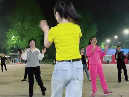 《久醉风雨情》加长完整版背面演示,一起跳吧#抖音广场舞 #记录舞蹈 #最火广场舞 #适合初学者 #一起来舞蹈