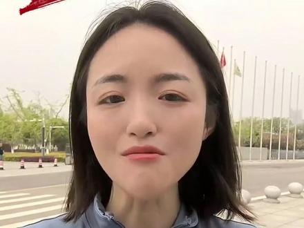 小e锐评:这就是浏阳烟花的底气! 浏阳烟花老板霸气回怼美国关税!全国网友接力喊话 又不是只卖给美国#浏阳烟花老板霸气回怼美国关税 #浏阳烟花 #世界烟花看浏阳