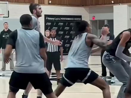 文班亚马率领马刺客战东区第一活塞 #马刺vs活塞 #文班亚马 #坎宁安 #篮球