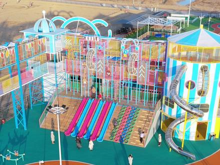 咱就是说 不会还有人不知道河口有个考拉王国吧#遛娃好去处 #周末去哪儿 #考拉王国 #游乐园 #雪地里撒欢