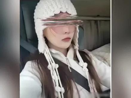 痛心!安徽“半挂西施”王迪去世,有三台德龙,好友爆离世原因