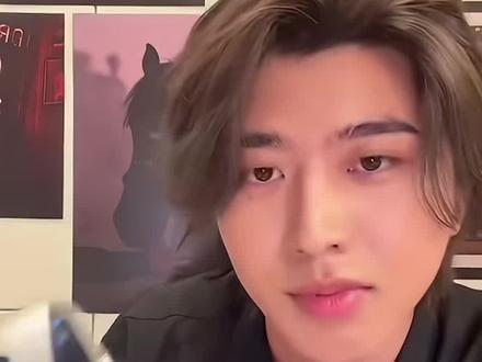 蔡徐坤同意了 还要再“黑”我家哥哥九年吗?#蔡徐坤#小黑子#ikun #蔡徐坤直播 #你干嘛