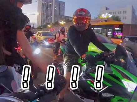 碎碎念 来红绿灯小课堂,笔记记起来,小凳子搬出来 上课!!!#女骑 #爱机车爱生活 #骑车日常