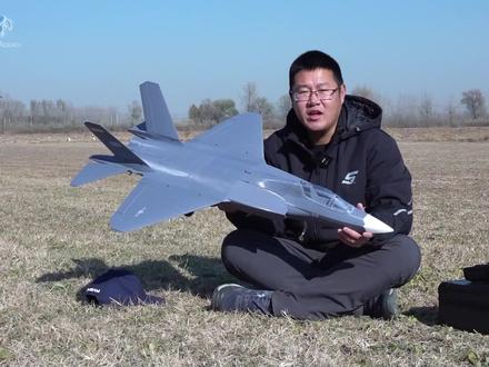 歼35战机我们做出来了(1)航模装机点评 #航模 #歼35 #遥控飞机 #中国飞机 #战机 #飞行