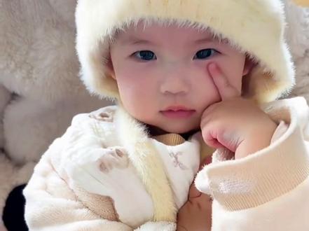 萌娃跳舞ai特效
萌娃舞蹈ai生成
ai跳舞一键生成入口
撒娇卖萌的宝宝
撒娇手势舞教学
萌娃撒娇舞配乐
可爱萌娃的跳舞视频ai
宝宝撒娇ai
萌娃趣味手势舞ai
overdrive撒娇舞ai
萌娃撒娇舞特效
宝宝跳舞ai自动生成
一键生成萌娃跳舞ai特效
ai合照生成小孩
撒娇的宝宝
婴儿手势舞怎么拍教程
宝宝趣味手势舞
撒娇舞ai生成
#剪映#ai跳舞一键生成入口#萌娃舞蹈ai生成#一键生成萌娃跳舞ai特效#宝宝跳舞ai自动生成