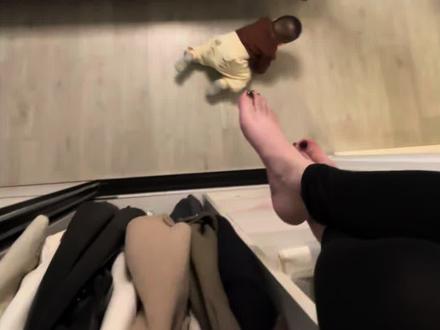 宝宝:我那淘气的妈呢? #带娃日常 #找妈妈 #人类幼崽