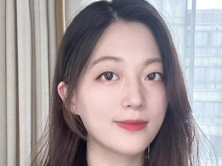 很多姐妹在受伤以后一心只求要“bao”复,
如何把伤痛还给他。
宝贝我们首先要下头,不要让他还能拨动我们任何的情绪!下头了你不爱了才一切皆有可能!#回避型依恋 #远离渣男