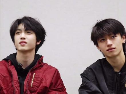 两人的尴尬浓度要溢出屏幕了🤣#朱志鑫 #张桂源