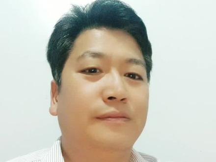 活时不尽孝,死了看热闹。蠢!!