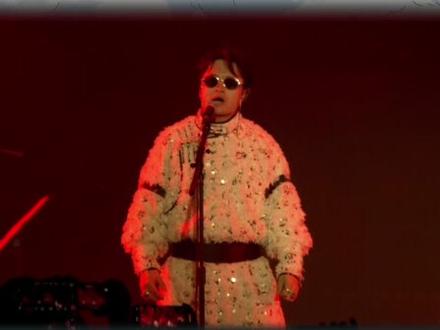 奈热乐队全国巡演南方篇开启 《十二生肖》 🚨 𝗡𝗔𝗜𝗥 奈热乐队 | 𝟮𝟬𝟮𝟲「蒙古包旁边跳舞」巡演
✦南方篇 18城全站开票 ✦
我们把Livehouse,变成草原
【巡演日程】
3.27 南京 | 3.28 常州 | 3.29 苏州
4.01 宁波 | 4.03 上海 | 4.04 杭州
4.06 福州 | 4.10 深圳 | 4.11 广州
4.12 珠海 | 4.15 海口 | 4.17 南宁
4.18 昆明 | 4.19 成都 | 4.22 重庆
4.24 宜昌 | 4.25 武汉 | 4.26 长沙
▌ 和我们一起,在音乐的蒙古包旁,尽情跳舞吧!
#奈热乐队