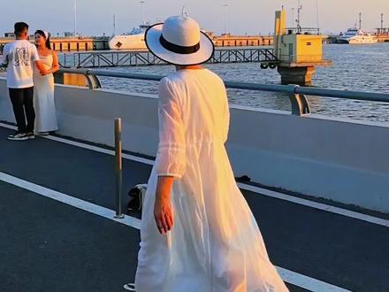 西港花园傍晚的蓝调时刻#一起看海 #秦皇岛旅游