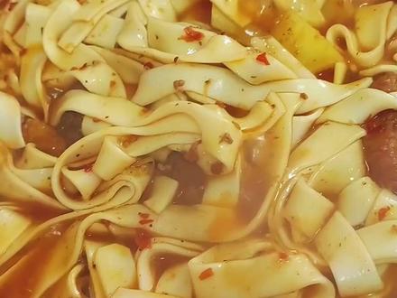 这样做的家常大盘鸡太好吃了,关键做法简单易上手,喜欢吃的快收藏教程了!#妈呀太香了 #西北美食 #大盘鸡