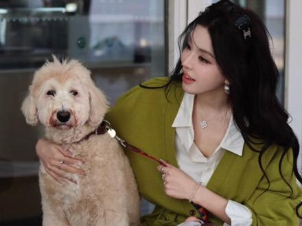 求助!三位站姐到底谁更胜一筹!! #站姐 #街拍 #机场穿搭