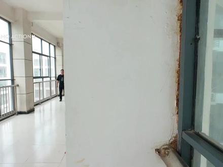 安冬老师真的是特别好的班主任
每次学校的重要活动,他总穿着我们班给他定制的那件短袖,今天也不例外
和他一起走过这三年,这份师恩和每一句教诲,我想我永远都不会忘
#毕业季 #高考#最后一课