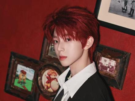 陈浚铭红发帅得很超过#陈浚铭 #TF家族四代 #颜值 #红发 #养成系