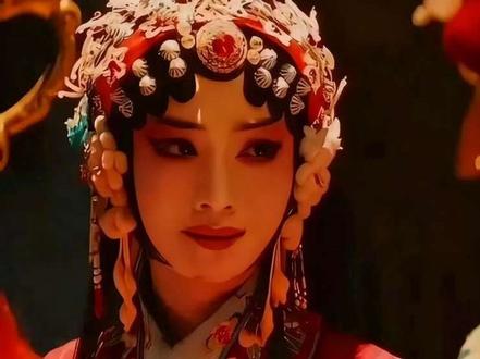 不唱别离曲,只唱满庭芳。
很少看到这么好的短剧,配上此歌曲,绝!#梨园双 #星火社 #张曦匀 #enemy #夏天妹妹煎饼果仔