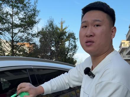 手表还能当车钥匙,太厉害了,这回好了以后不用带车钥匙就可以开车了