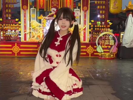 这条动作是站着的 #失眠熊 #过年还得龙之梦#太湖演艺城