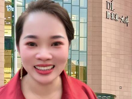 两三千工资就别谈管理了,人家来上班就是给你面子。你怎么看? #经济 #零距离看懂财经 #企业家 #于东来 #廖老大