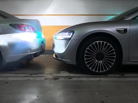 还得是4激光啊,对距离把控比我都好
泊车简直易如反掌!!!
另外这小蓝灯是真帅啊!!
#ADS伴我行 #享界s9t #旅行车不旅行行不行 #泊车易如反掌