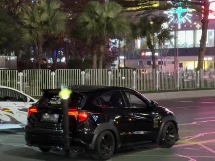 佛山自己的村GT
现场相当效果相当炸 期待下个月正赛
#jdm #改装车文化 #汽车文化 #佛山村gt #佛山gt