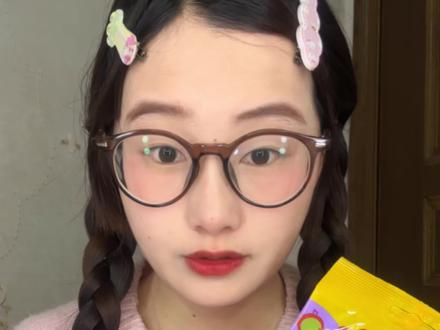谁懂啊!这种五颜六色的小玩意儿真的太治愈了#美食测评 #零食 #糖果