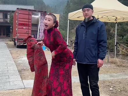 @莫兰四嫂 @四嫂莫兰