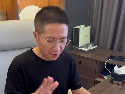 MacBook neo 开箱 晚上23点在@世纪威锋冯小姐 直播拆机扩容1T内存#macbookneo #世纪威锋