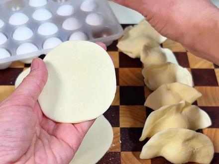 你就说不是不解决了吧 #饺子 #汤圆 #元旦 #南北之争 #汤圆馅饺子