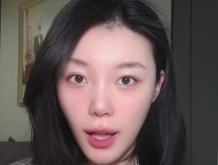 不敢相信,二十年了
终于体会到,弹指一挥间…
#武林外传20周年#媒体精选计划#武林外传永远滴神#回忆经典#热点零距离