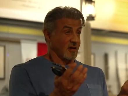 #史泰龙 #铁汉柔情
与女儿谈论她住院竟也流泪了😭