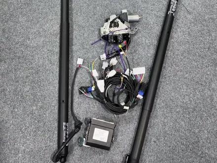 赛那舒适版升级原装高配电动尾门,后尾灯,纯正原厂配件!#专业的事交给专业的人 #丰田赛那 #赛那电动尾门 #格瑞维亚 #格瑞维亚电动尾门