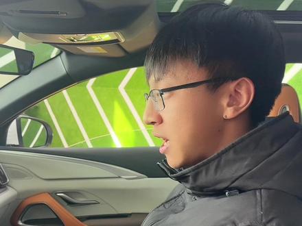 哈喽大家好,今天教大家怎样切换比亚迪车上🚗仪表EV里程,HEV里程,总里程显示😎你学会了吗🎉#比亚迪汽车 #里程切换#每天一个用车知识 #大数据推荐给有需要的人 #用车小知识
