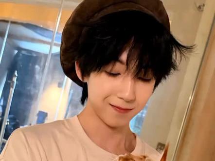 杨博文天选顾晨阳 #杨博文 #杨博文四代第一主舞 #杨博文天选顾晨阳