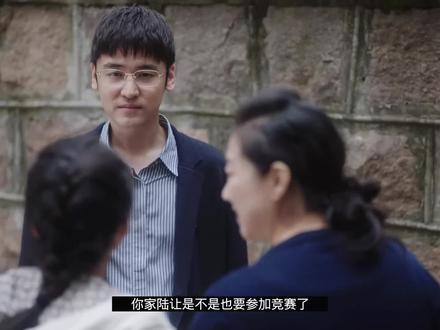 苏在在海洋馆里吓哭小朋友 张陆让一脸无奈又宠溺#dou来看好剧 #因为一个片段看了整部剧 #当我飞奔向你 #周翊然#张淼怡