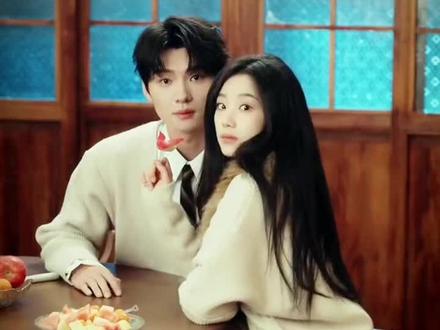 翅翅:“你们不用管我了!全当我死了吧!你们继续!(哭着摇头,转头跑上楼)翅翅怎么这么可爱呀.
#一家三口在同班 #王小亿张翅王译磊演一家三口 #王小亿张翅首搭演母子#演技炸裂瞬间 #张翅 @张翅 @大-山@情如是剧场