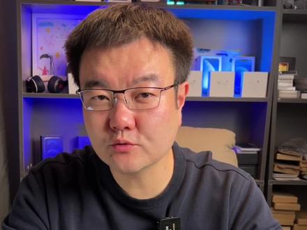 iphone双层主板一摔就出问题,那se3单层主板就经摔吗,能不能扩容到1T呢?#se3扩容 #苹果手机维修 #se3不开机