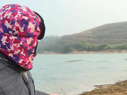 🌞冬日鱼头稀疏的水库边,筏竿弯出漂亮弧度~🎣斤级大板鲫上岸,钓鱼的快乐就是这么简单!🥳
#筏竿#钓鱼是抖音第一休闲运动 #水库野钓#垂钓爱好者 #筏竿