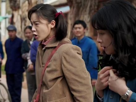 苏小曼被庄好好当街拦下,转眼五个小孩就打起来了!#好好的时光 #梅婷 #田雨 #陈昊宇 #张月