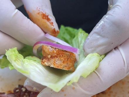 把脆皮五花肉,吃出西餐的感觉#抖音520宠爱季 #妈呀太香了