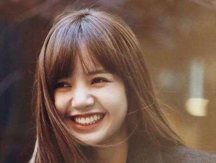 kpop人打喷嚏belike
#Lisa #dream #lilies #抽象 #打喷嚏