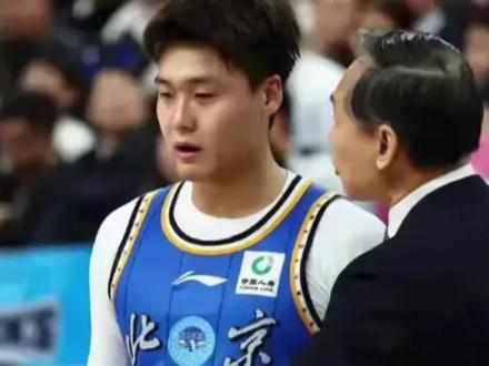 CBA最新消息:篮协冷处理赵睿,崔永熙复出时间敲定,广州力捧徐昕#cba