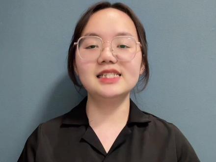 抖音来客入驻全流程详解,新手商家必看!抖音团购开通实用教程 先在浏览器搜 “抖音来客”,打开官网点第一个链接。进入后,以餐饮为例,选 “美食” 再点 “选择此行业”。若你是单门店就选 “独立门店”,连锁门店则选 “连锁门店”。
接着输入门店名称,找不到地址就点击 “新建店铺”,已有就 “去认领”。然后要上传店铺营业执照,像餐饮还需上传食品许可证(选填的可不传)。
再上传法人身份证正反面,填写法人手机号接收验证码,提交审核资质。提交成功后,大概 30 分钟左右会收到短信通知入驻是否成功。
要是成功了,就能开启抖音线上门店经营啦!
#抖音来客 #抖音来客入驻 #抖音来客入驻流程 #抖音团购开通 #抖音团购开通流程